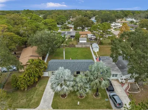 659 Cedarwood Street N St Petersburg FL 33703