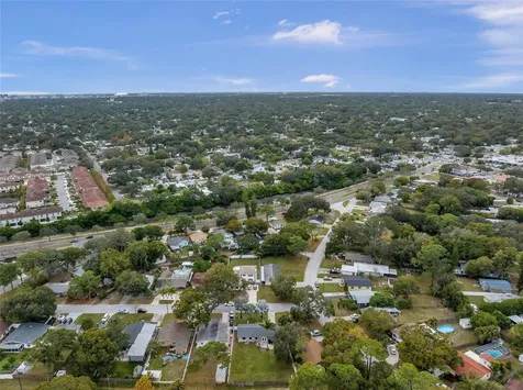 659 Cedarwood Street N St Petersburg FL 33703