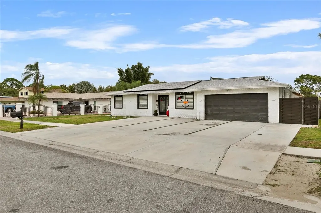 7515 Meadow Drive Tampa FL 33634