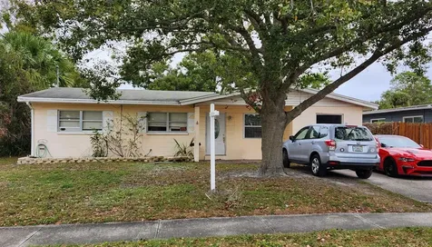 4005 W Bay Avenue Tampa FL 33616