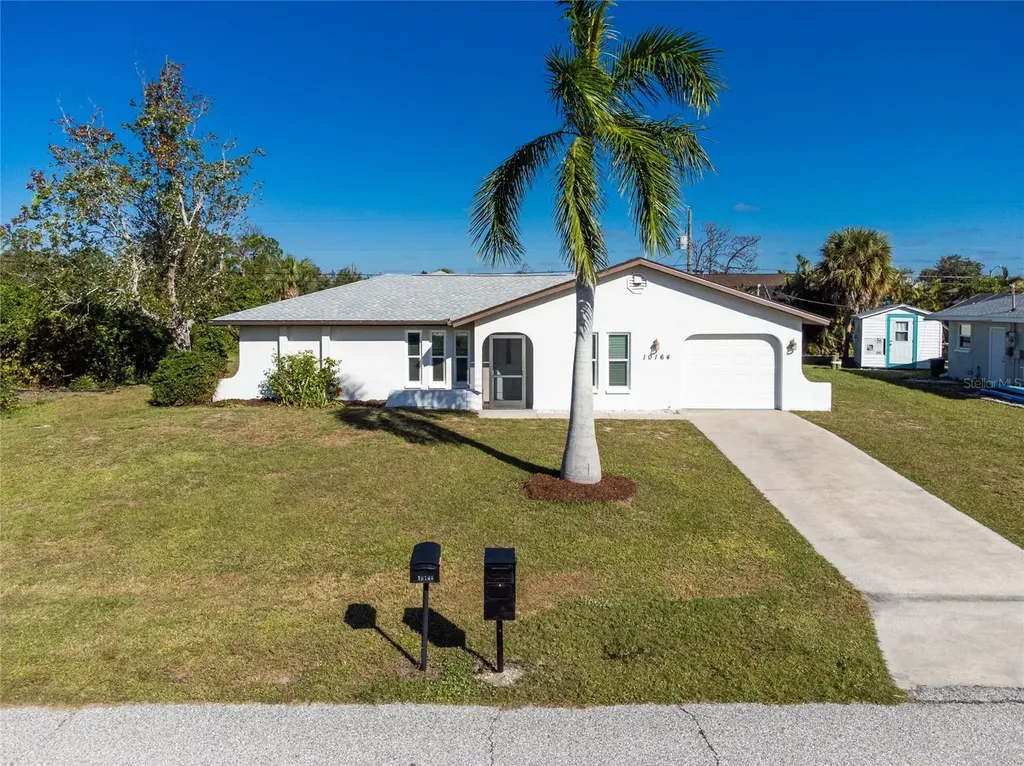 10164 Asbury Avenue Englewood FL 34224