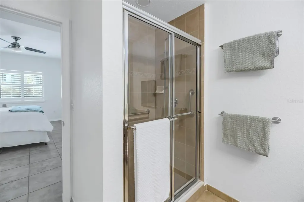 1064 N Tamiami Trail Sarasota FL 34236
