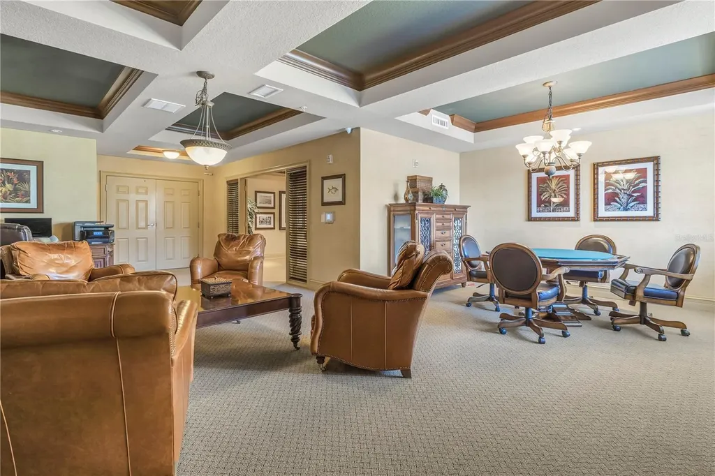 1064 N Tamiami Trail Sarasota FL 34236