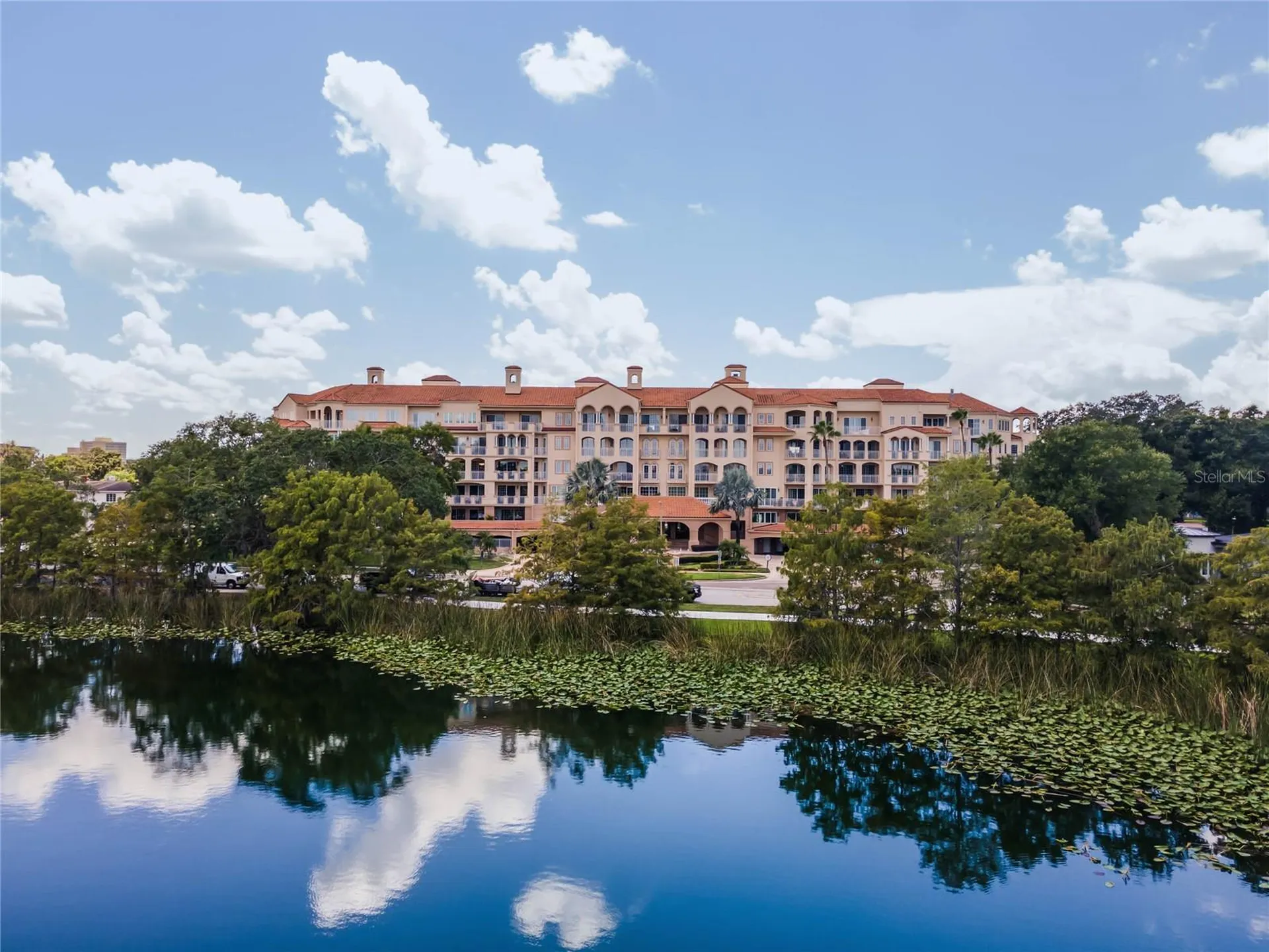 1110 W Ivanhoe Boulevard Orlando FL 32804