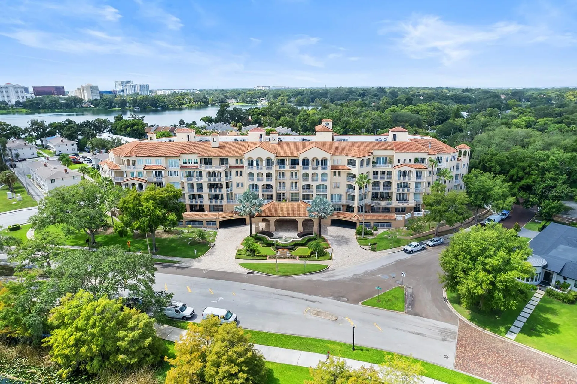 1110 W Ivanhoe Boulevard Orlando FL 32804
