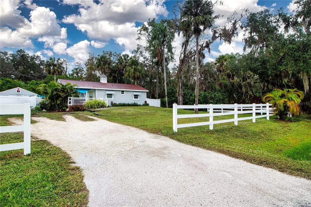 3608 29th Street E Palmetto FL 34221