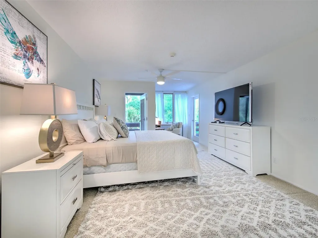 833 Bayport Way Longboat Key FL 34228