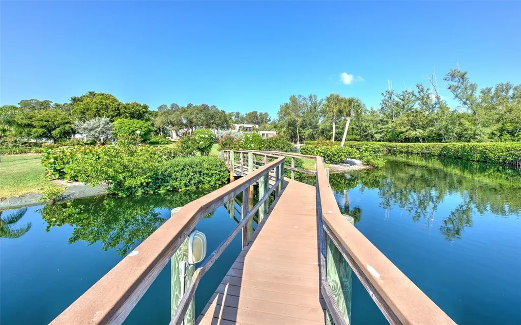 833 Bayport Way Longboat Key FL 34228
