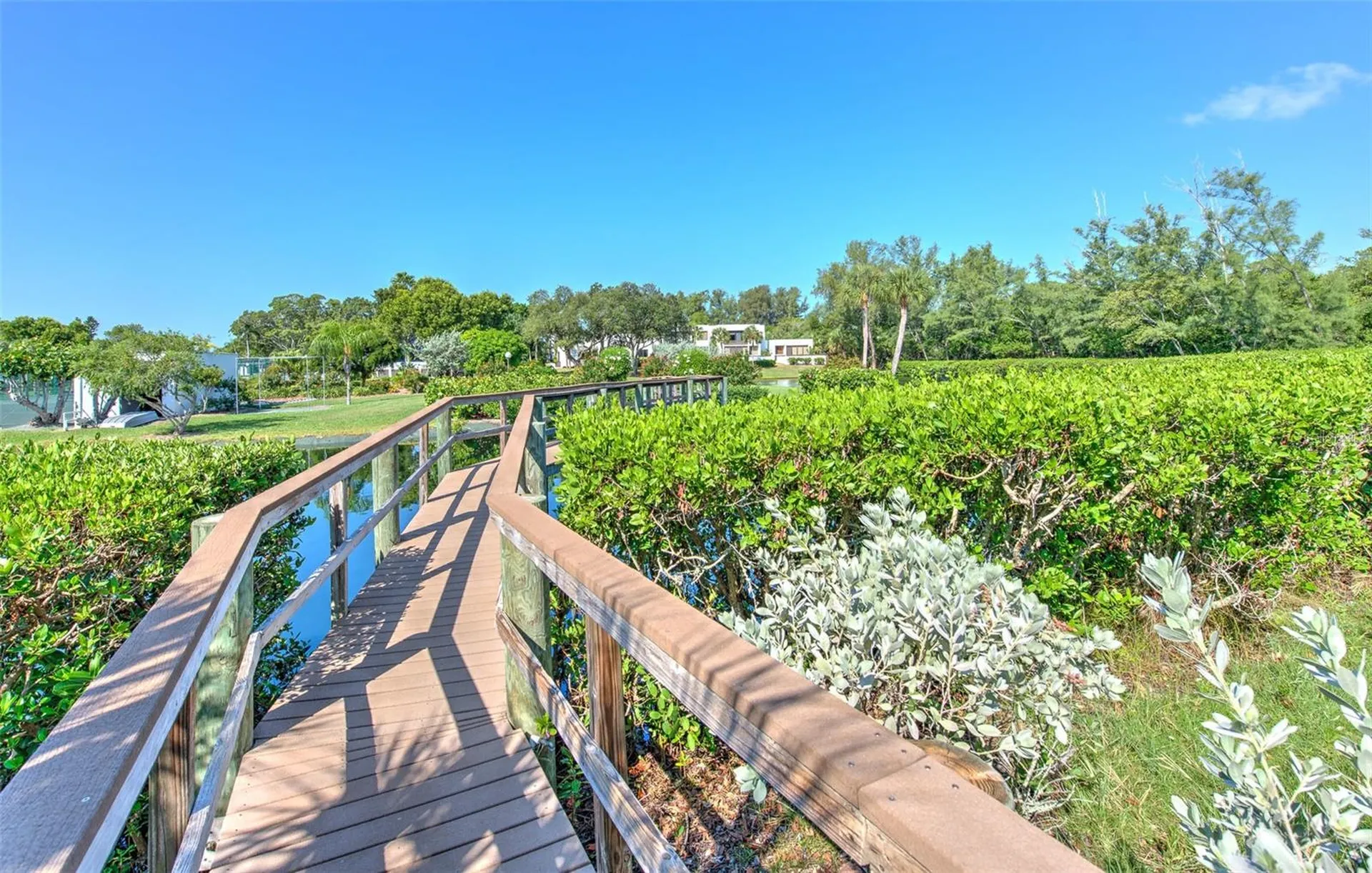 833 Bayport Way Longboat Key FL 34228