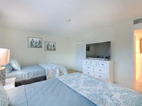 833 Bayport Way Longboat Key FL 34228