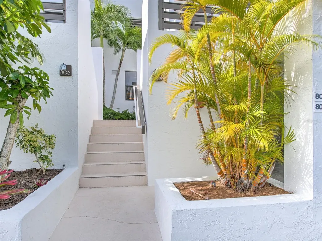 805 Bayport Way Longboat Key FL 34228