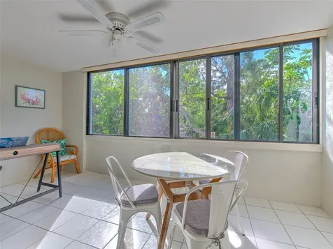 805 Bayport Way Longboat Key FL 34228