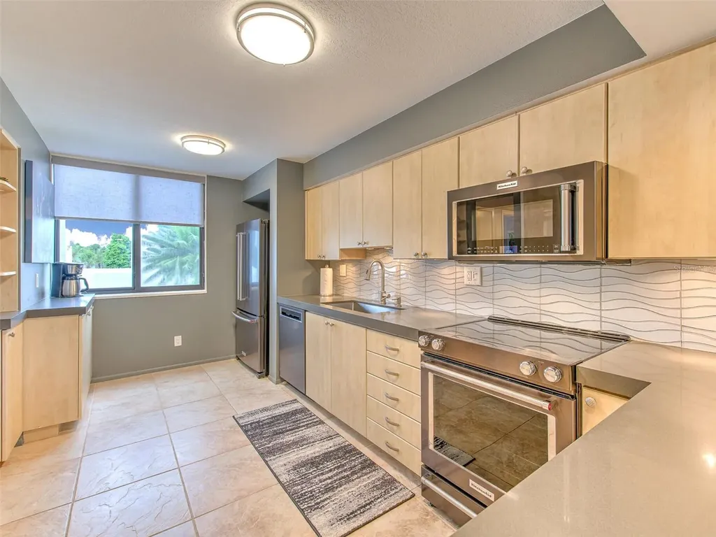 741 Bayport Way Longboat Key FL 34228