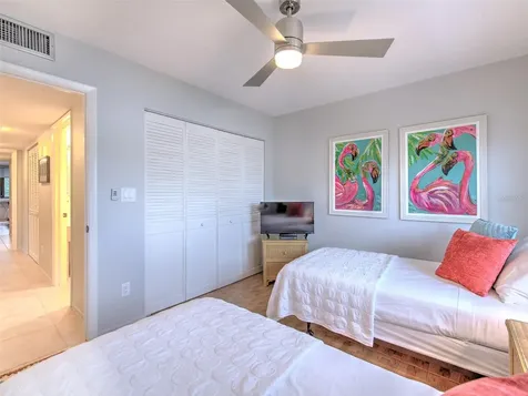 741 Bayport Way Longboat Key FL 34228