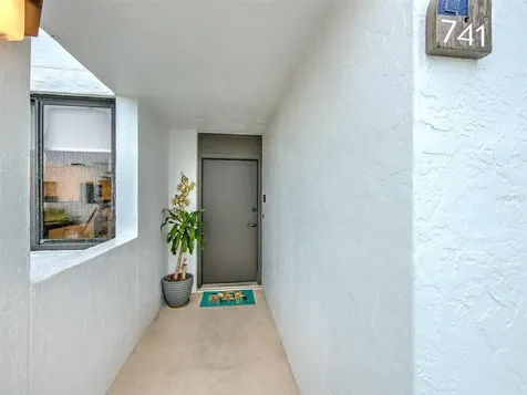 741 Bayport Way Longboat Key FL 34228