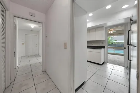4906 W San Rafael Street Tampa FL 33629