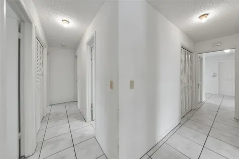 4906 W San Rafael Street Tampa FL 33629