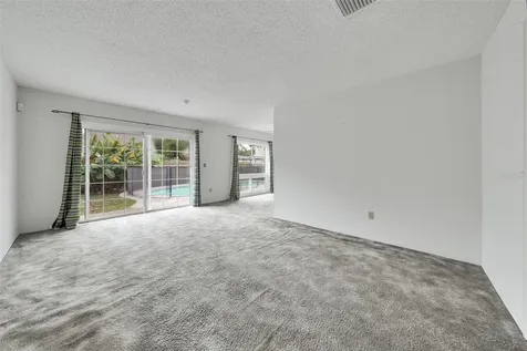 4906 W San Rafael Street Tampa FL 33629