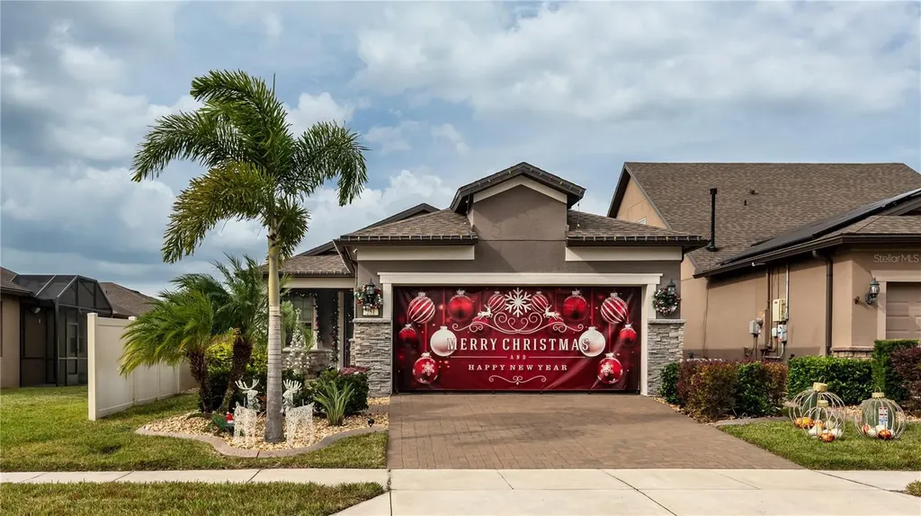 251 Tomelloso Way Davenport FL 33837