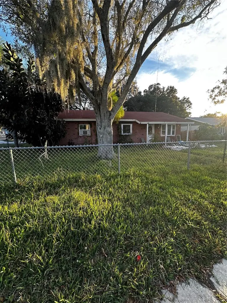 2814 Hillsdale Avenue Largo FL 33774