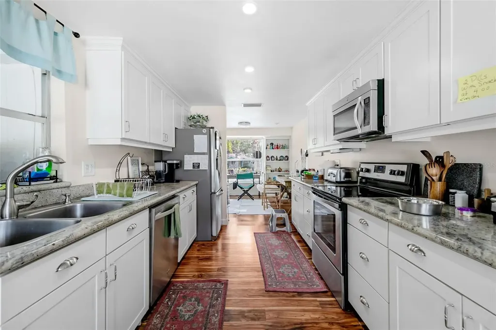 845 32nd Street Sarasota FL 34234