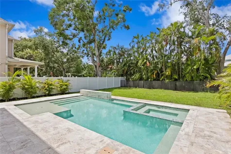 3109 W Knights Avenue Tampa FL 33611