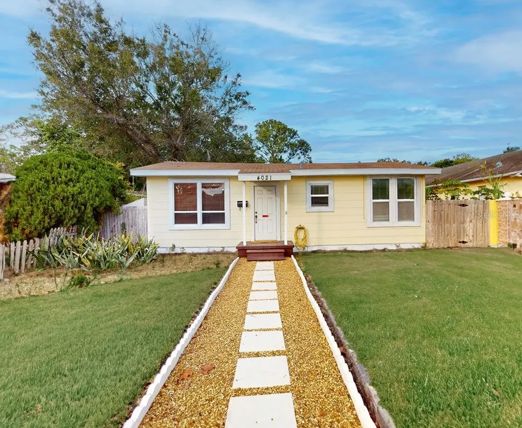 4021 38th Avenue N St Petersburg FL 33713