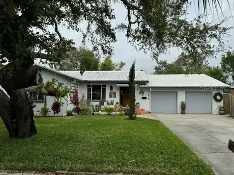 215 22nd Avenue S St Petersburg FL 33705