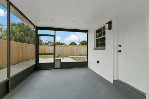 3412 N 49th Street Tampa FL 33605