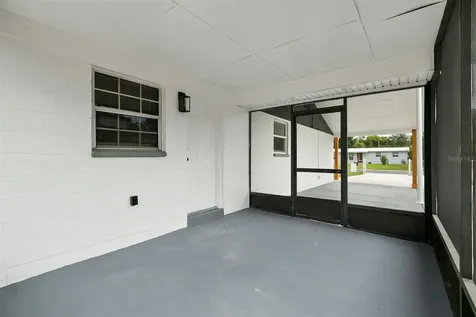 3412 N 49th Street Tampa FL 33605