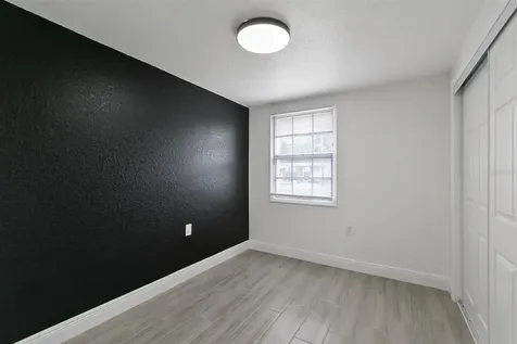 3412 N 49th Street Tampa FL 33605