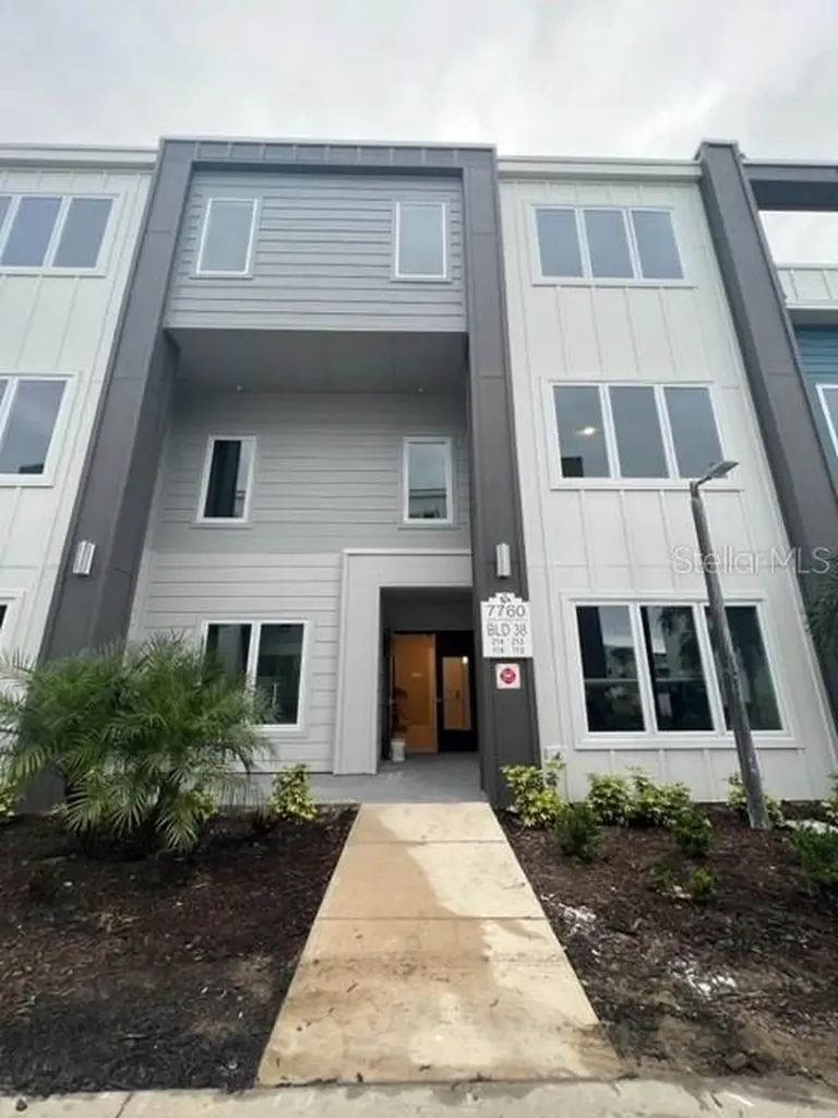 7760 Sandy Ridge Drive Reunion FL 34747