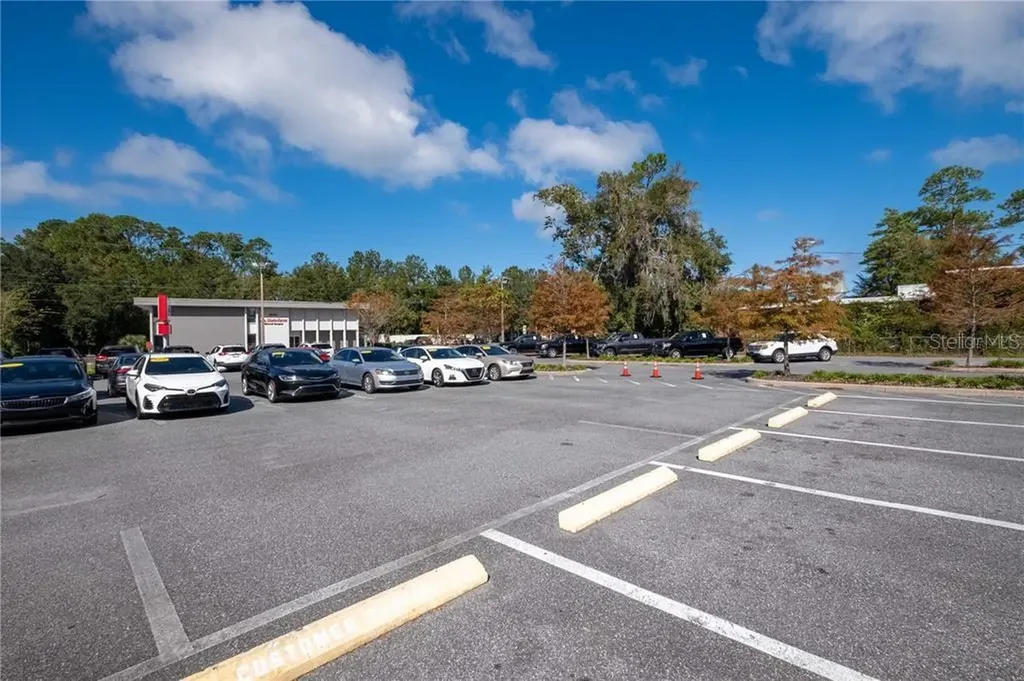 1725 N Main Street Gainesville FL 32609
