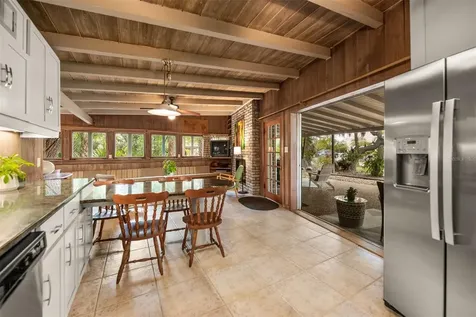 5325 Avenida Del Mare Sarasota FL 34242