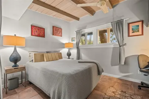5325 Avenida Del Mare Sarasota FL 34242