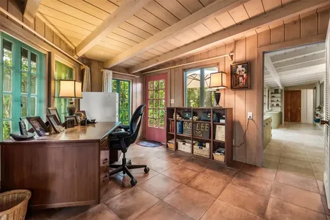 5325 Avenida Del Mare Sarasota FL 34242