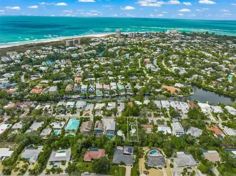 5325 Avenida Del Mare Sarasota FL 34242