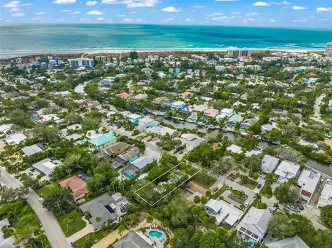 5325 Avenida Del Mare Sarasota FL 34242