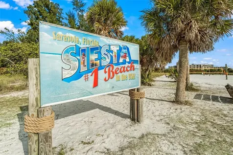 5325 Avenida Del Mare Sarasota FL 34242