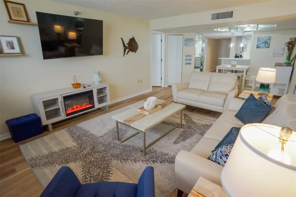 1290 Gulf Boulevard Clearwater FL 33767