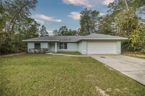 4 Bay Terrace Way Ocklawaha FL 32179