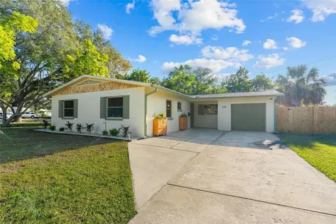 7769 14th Street N St Petersburg FL 33702