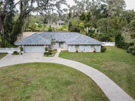 4706 Fairlea Drive Valrico FL 33596