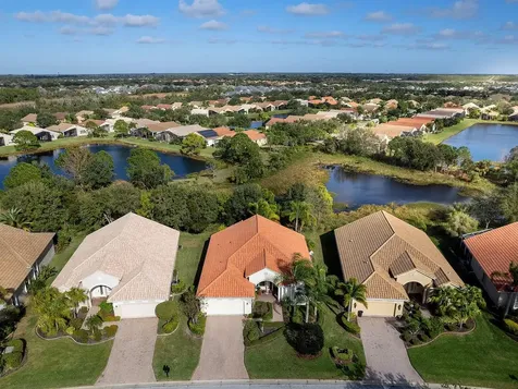 6515 41st Court E Sarasota FL 34243