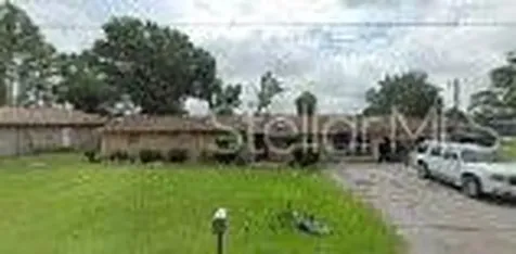 4255 Cr 309 Lake Panasoffkee FL 33538