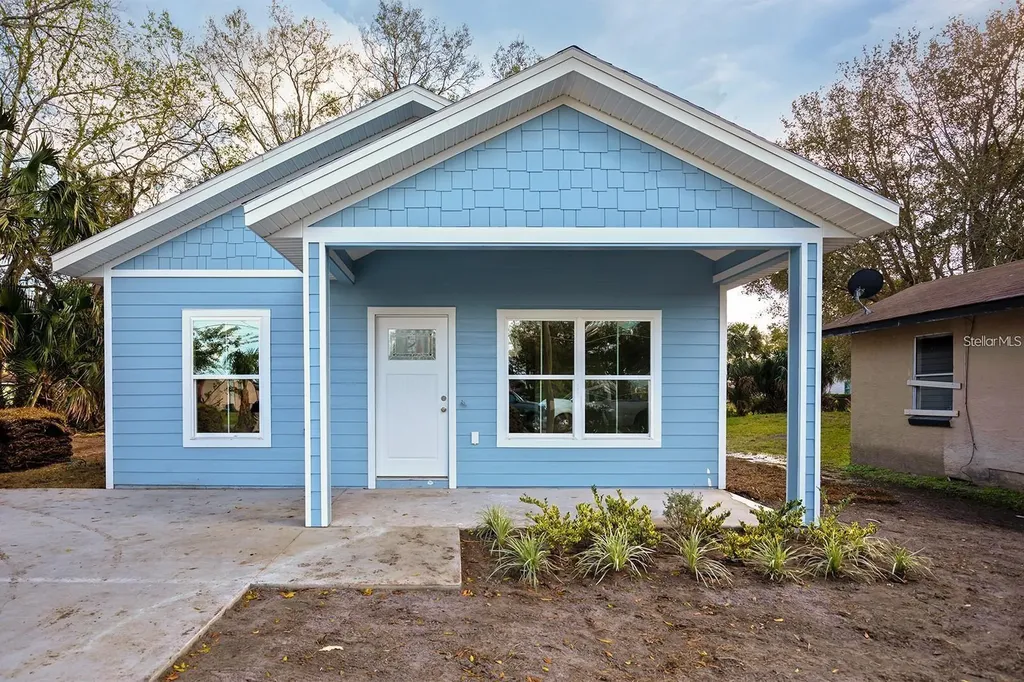 2268 Greenway Sanford FL 32771