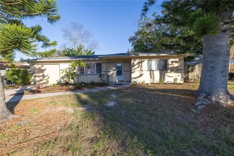 5546 5th Street S St Petersburg FL 33705