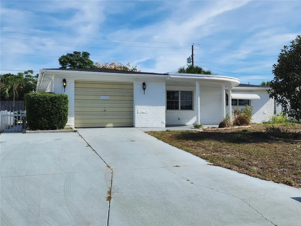 1522 Sentinel Street Holiday FL 34690