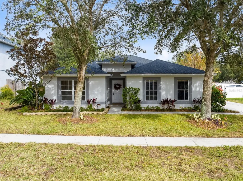 2682 Palmetto Ridge Circle Apopka FL 32712