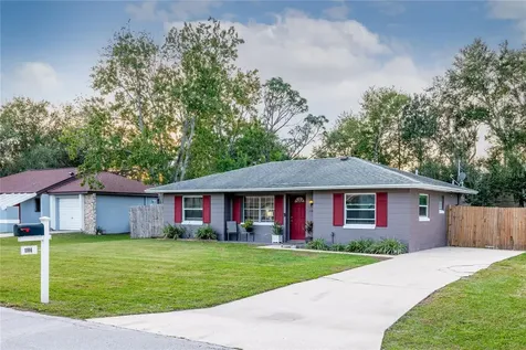 1106 W Embassy Drive Deltona FL 32725